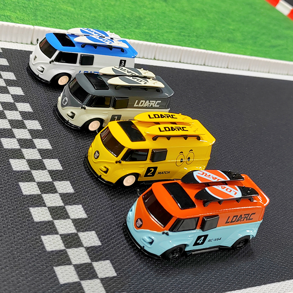 Party Games Bus - 1:64 LDARC V64 Mini Remote Control