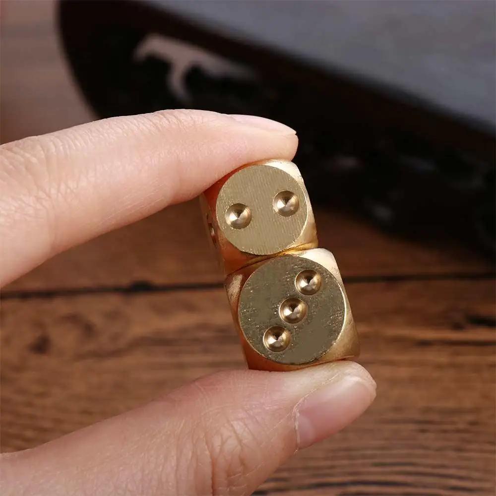 10/5PCS Brass Game Dice 15MM B - Party Games Juegos De Mesa reseña y precio