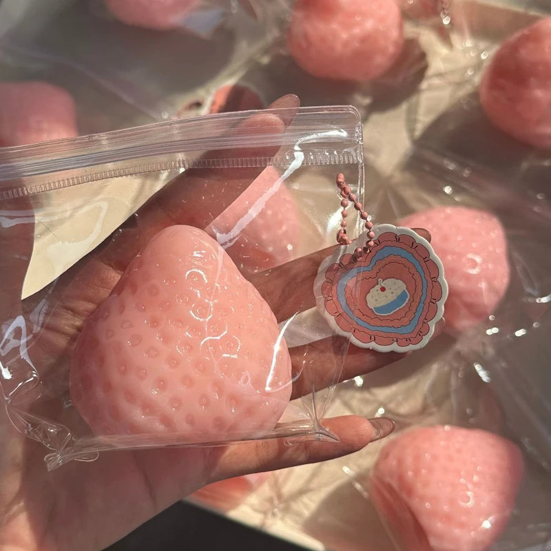 Strawberry Taba Squishy Fidget - Party Games Spy reseña y precio