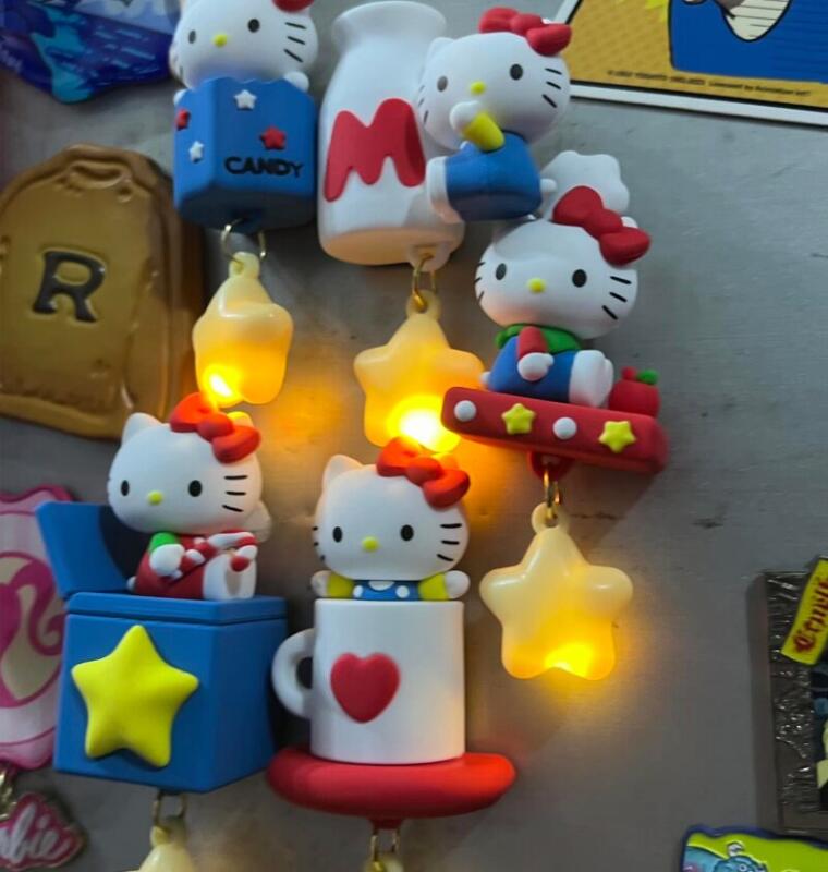 In Stock Hellokitty Retro Rest - Party Games New Year reseña y precio